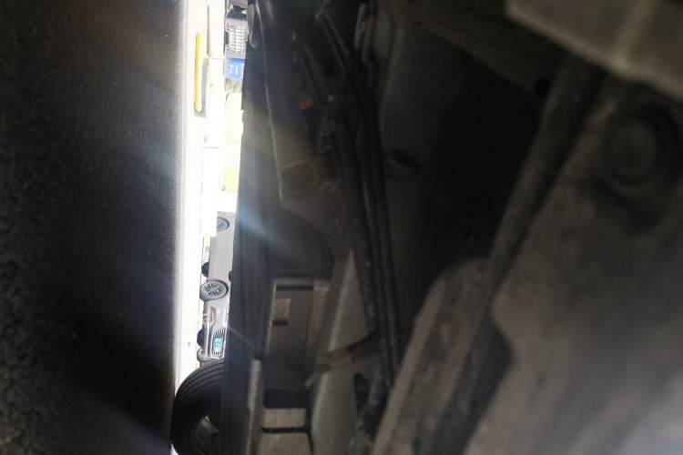 Used BYD Destroyer 05 2024 Honor Edition DM-i 120KM Luxury Model Chassis Front Left