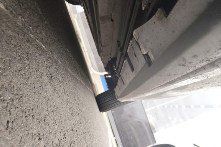 Used BYD Destroyer 05 2024 Honor Edition DM-i 120KM Luxury Model Chassis Front Left