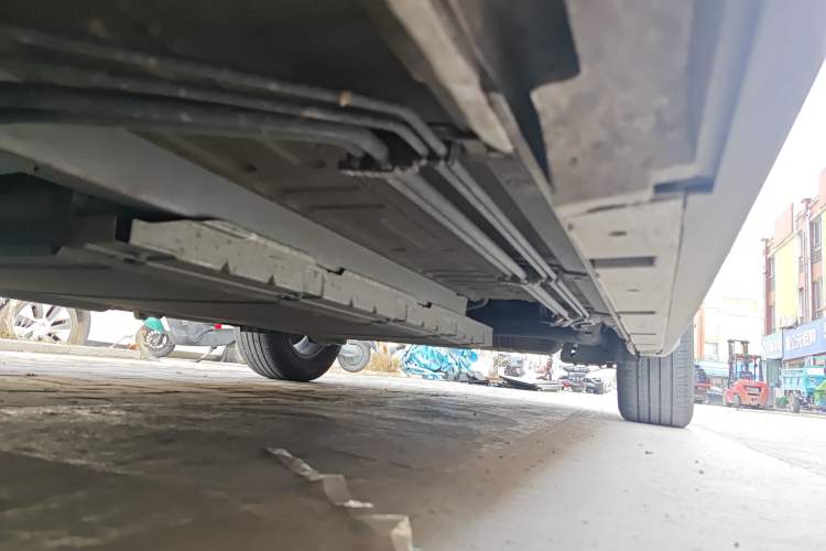 Used BYD Destroyer 05 2024 HONOR Edition DM-i 55KM Luxury Model Chassis Front Left