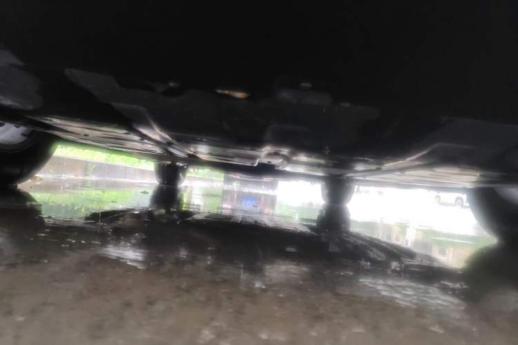 Used BYD Destroyer 05 2024 HONOR Edition DM-i 55KM Luxury Model Chassis Front