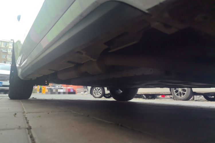 Used BYD Destroyer 05 2024 HONOR Edition DM-i 55KM Luxury Model Chassis Front Right