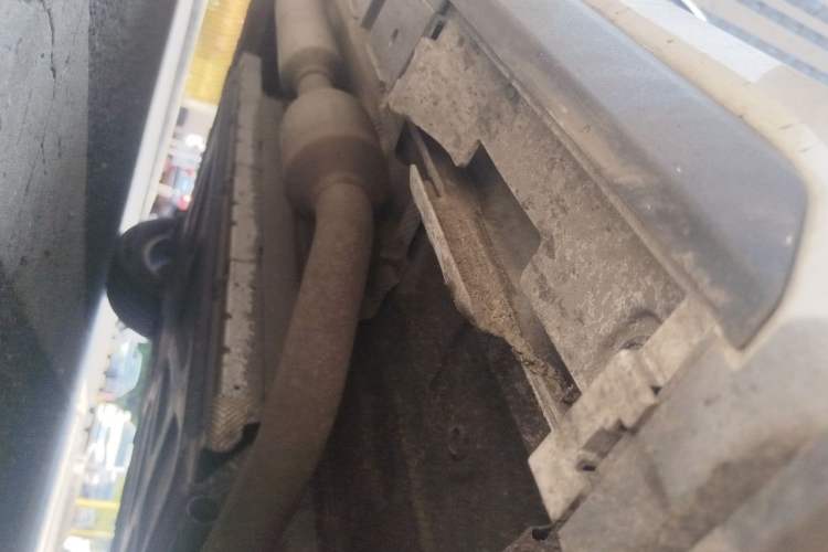 Used BYD Destroyer 05 2024 HONOR Edition DM-i 55KM Prestige Model Chassis Front Right