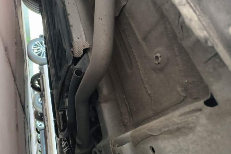 Used BYD Destroyer 05 2024 HONOR Edition DM-i 55KM Luxury Model Chassis Front Right