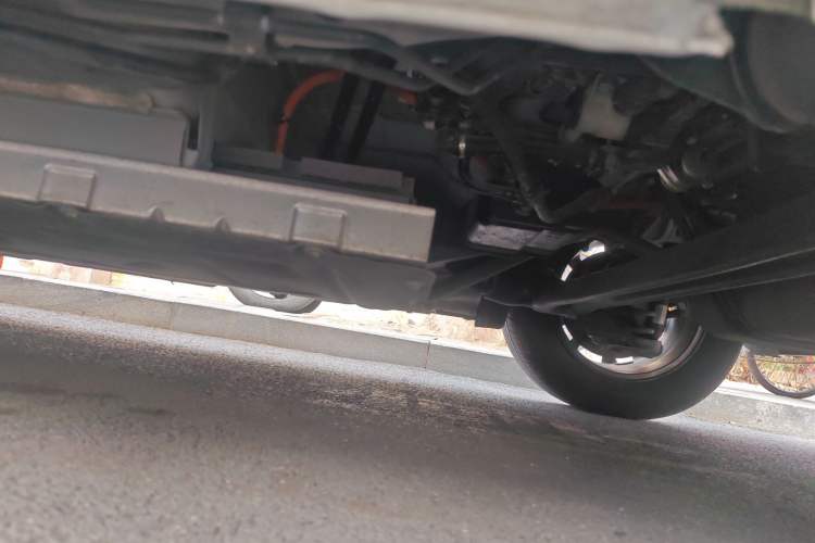 Used BYD Destroyer 05 2024 HONOR Edition DM-i 55KM Luxury Model Chassis Rear Left