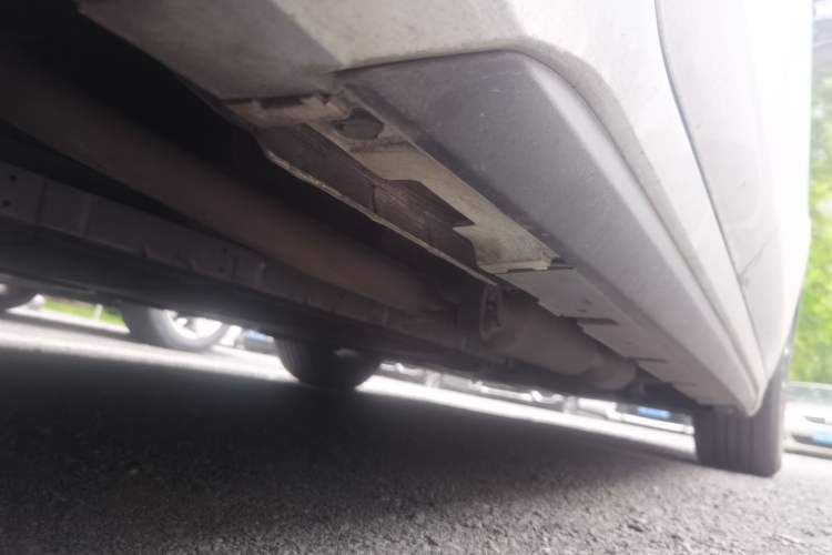 Used BYD Destroyer 05 2024 HONOR Edition DM-i 55KM Luxury Model Chassis Rear Right