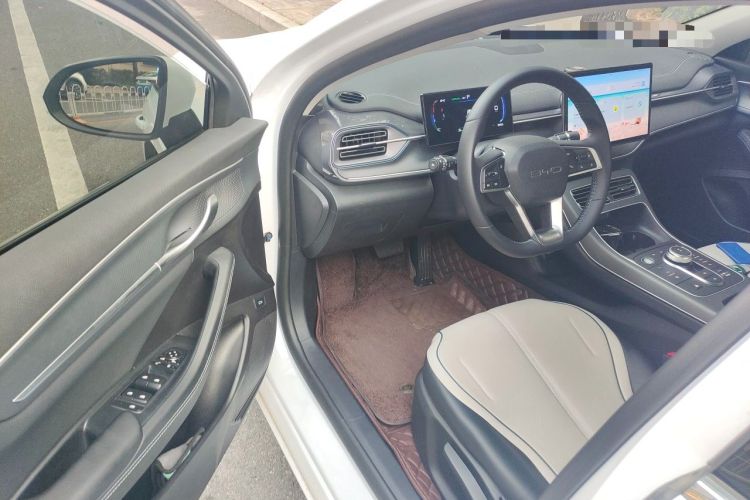 Used BYD Destroyer 05 2024 HONOR Edition DM-i 55KM Luxury Model Driver Seat