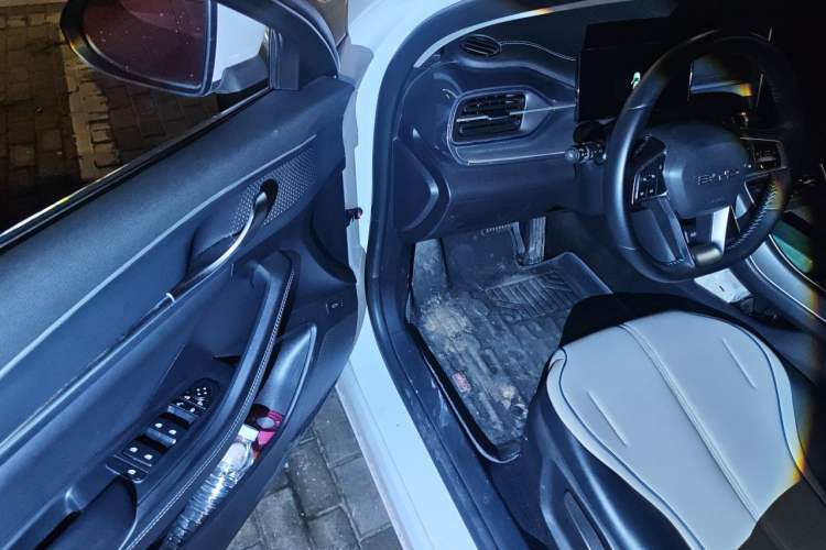 Used BYD Destroyer 05 2024 HONOR Edition DM-i 55KM Luxury Model Driver Seat