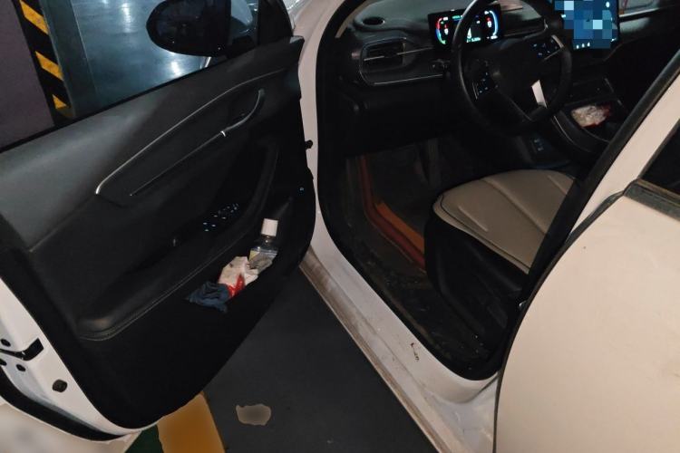 Used BYD Destroyer 05 2024 HONOR Edition DM-i 55KM Luxury Model Driver Seat