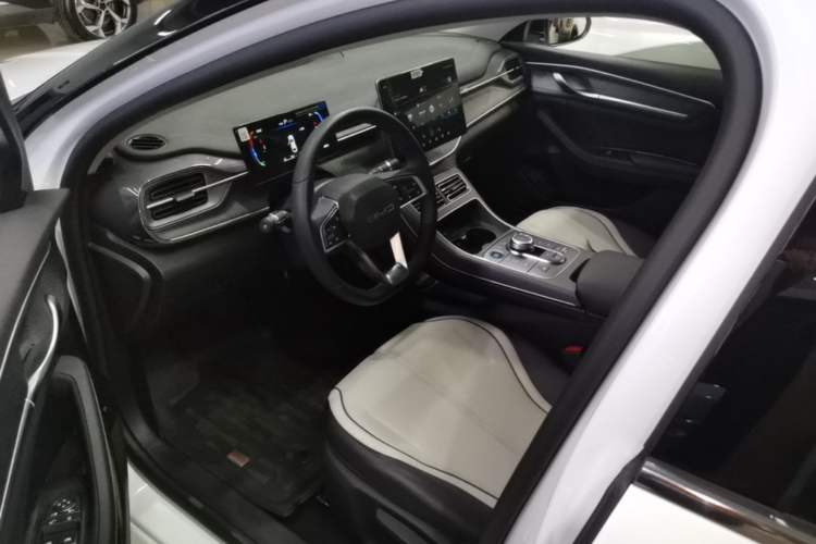 Used BYD Destroyer 05 2024 HONOR Edition DM-i 55KM Luxury Model Driver Seat