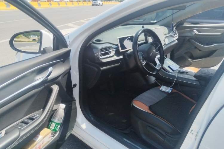 Used BYD Destroyer 05 2024 HONOR Edition DM-i 55KM Prestige Model Driver Seat