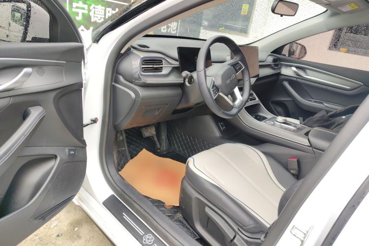 Used BYD Destroyer 05 2024 HONOR Edition DM-i 55KM Luxury Model Driver Seat