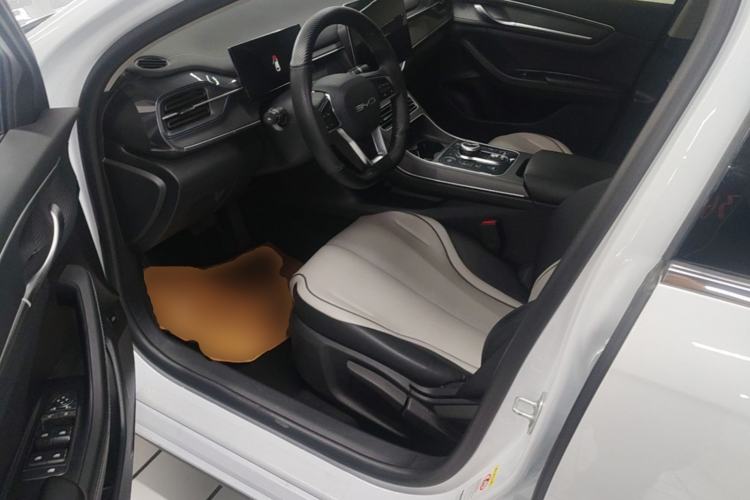 Used BYD Destroyer 05 2024 HONOR Edition DM-i 55KM Luxury Model Driver Seat