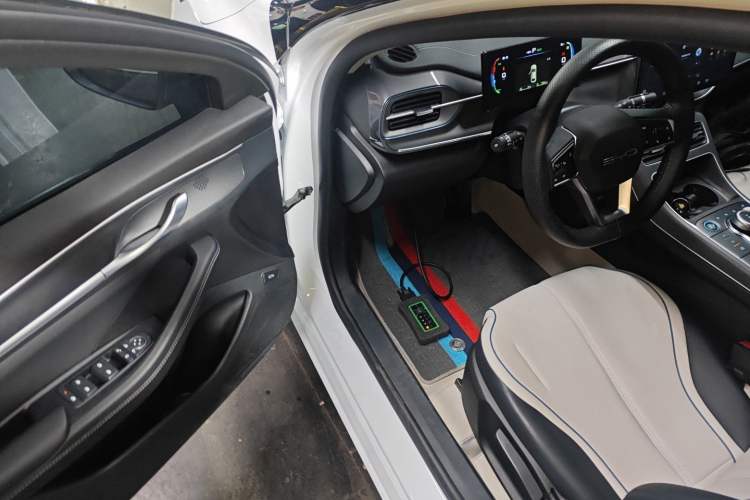 Used BYD Destroyer 05 2024 HONOR Edition DM-i 55KM Luxury Model Driver Seat