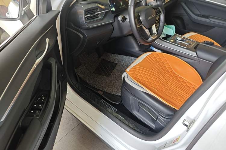 Used BYD Destroyer 05 2024 Honor Edition DM-i 120KM Luxury Model Driver Seat