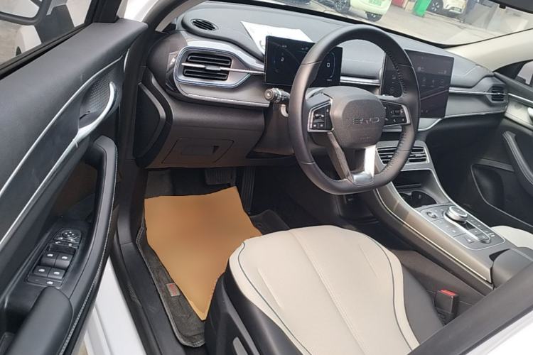 Used BYD Destroyer 05 2024 HONOR Edition DM-i 55KM Luxury Model Driver Seat