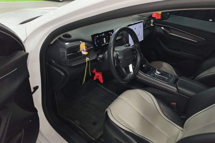 Used BYD Destroyer 05 2024 HONOR Edition DM-i 55KM Luxury Model Driver Seat