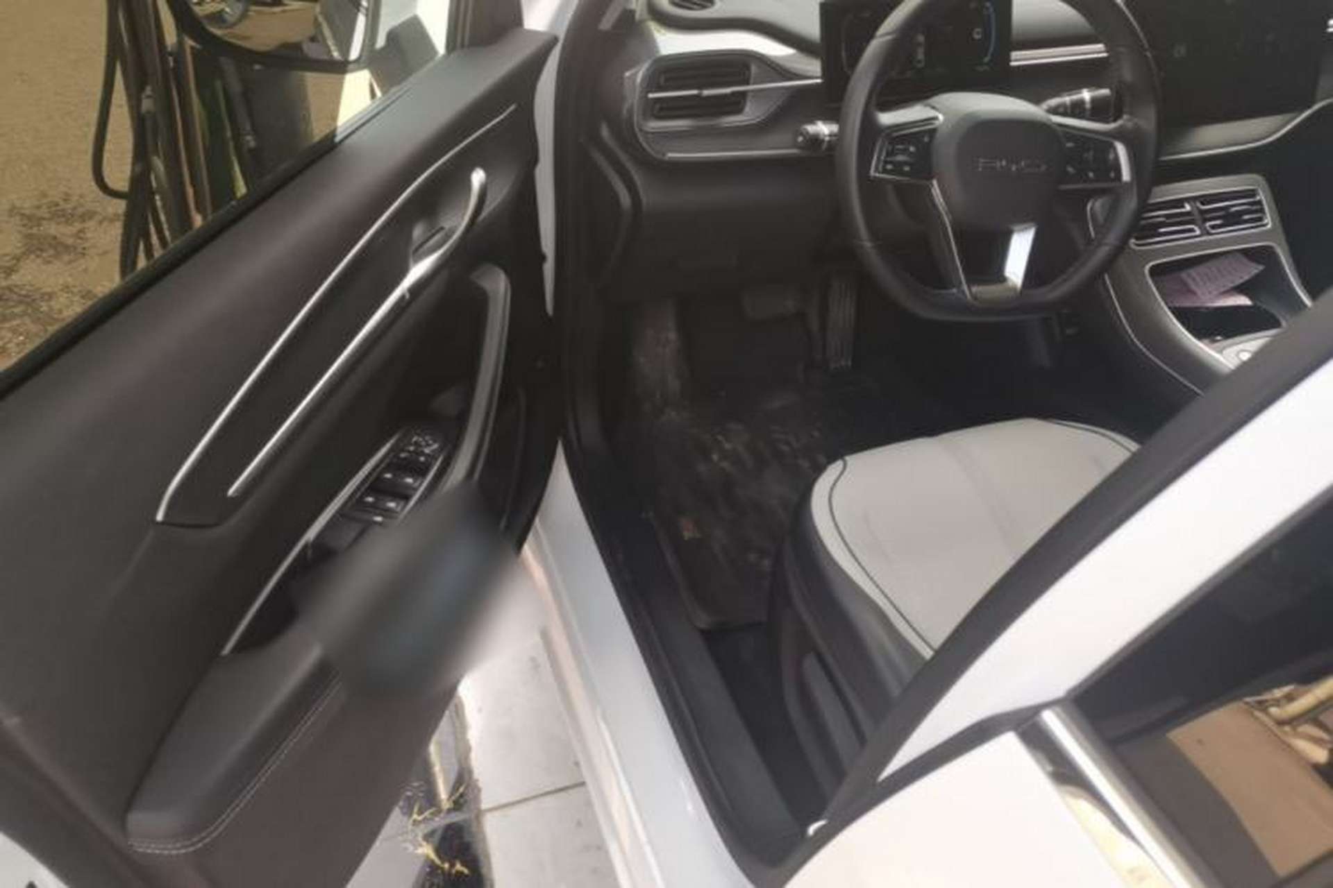 Used BYD Destroyer 05 2024 HONOR Edition DM-i 55KM Luxury Model Driver Seat