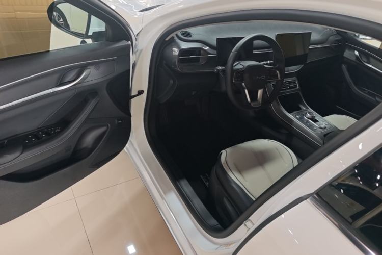 Used BYD Destroyer 05 2024 HONOR Edition DM-i 55KM Luxury Model Driver Seat