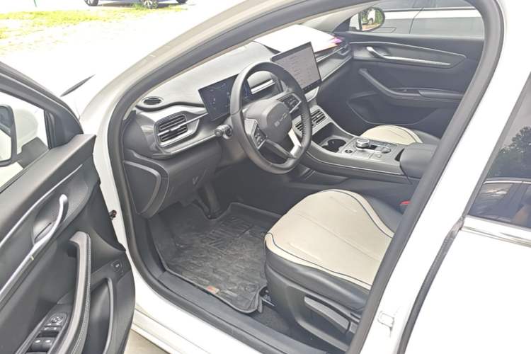 Used BYD Destroyer 05 2024 HONOR Edition DM-i 55KM Luxury Model Driver Seat