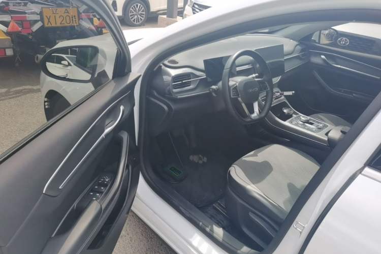 Used BYD Destroyer 05 2024 HONOR Edition DM-i 55KM Luxury Model Driver Seat