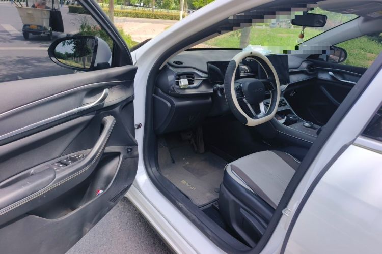 Used BYD Destroyer 05 2024 HONOR Edition DM-i 55KM Luxury Model Driver Seat