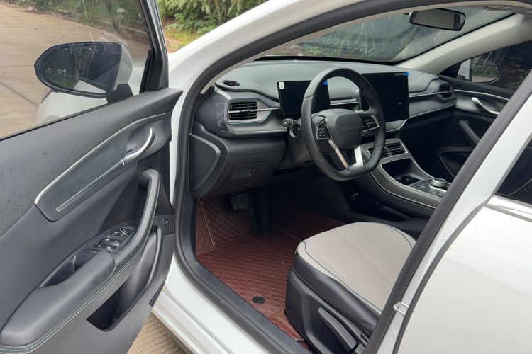 Used BYD Destroyer 05 2024 HONOR Edition DM-i 55KM Luxury Model Driver Seat
