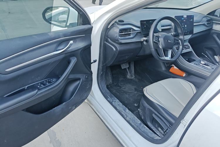 Used BYD Destroyer 05 2024 HONOR Edition DM-i 55KM Luxury Model Driver Seat
