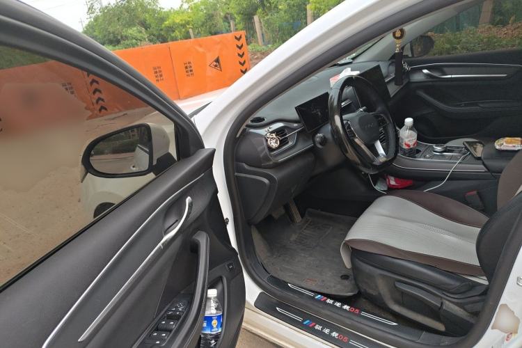 Used BYD Destroyer 05 2024 Honor Edition DM-i 120KM Luxury Model Driver Seat