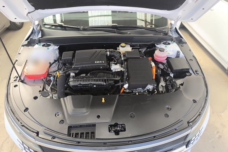Used BYD Destroyer 05 2024 HONOR Edition DM-i 55KM Luxury Model Engine Bay