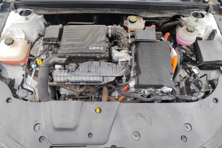 Used BYD Destroyer 05 2024 HONOR Edition DM-i 55KM Luxury Model Engine Bay