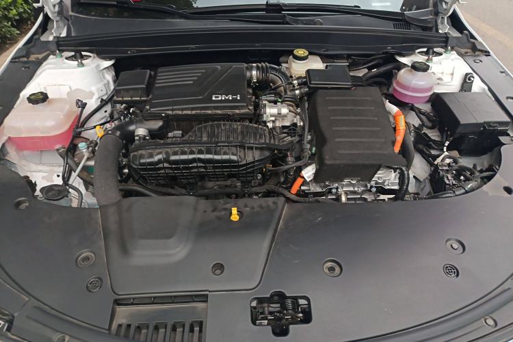 Used BYD Destroyer 05 2024 HONOR Edition DM-i 55KM Luxury Model Engine Bay