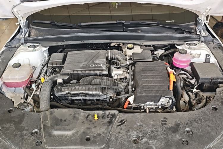 Used BYD Destroyer 05 2024 HONOR Edition DM-i 55KM Luxury Model Engine Bay