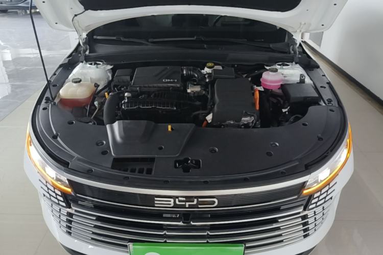 Used BYD Destroyer 05 2024 HONOR Edition DM-i 55KM Luxury Model Engine Bay