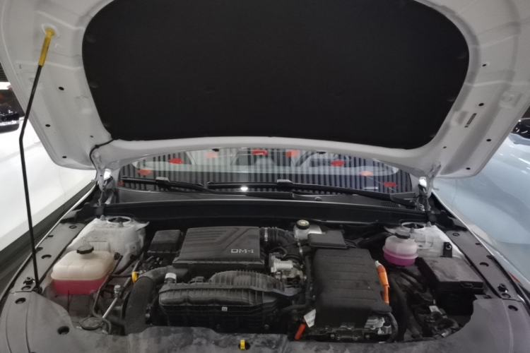 Used BYD Destroyer 05 2024 HONOR Edition DM-i 55KM Luxury Model Engine Bay