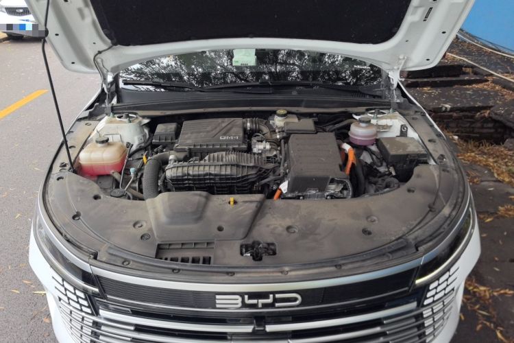 Used BYD Destroyer 05 2024 HONOR Edition DM-i 55KM Luxury Model Engine Bay