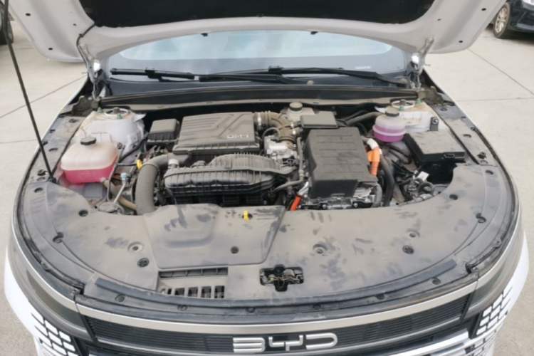 Used BYD Destroyer 05 2024 HONOR Edition DM-i 55KM Luxury Model Engine Bay