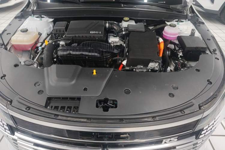 Used BYD Destroyer 05 2024 HONOR Edition DM-i 55KM Luxury Model Engine Bay