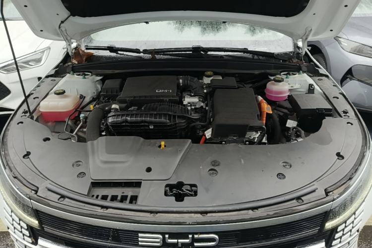 Used BYD Destroyer 05 2024 Honor Edition DM-i 120KM Luxury Model Engine Bay