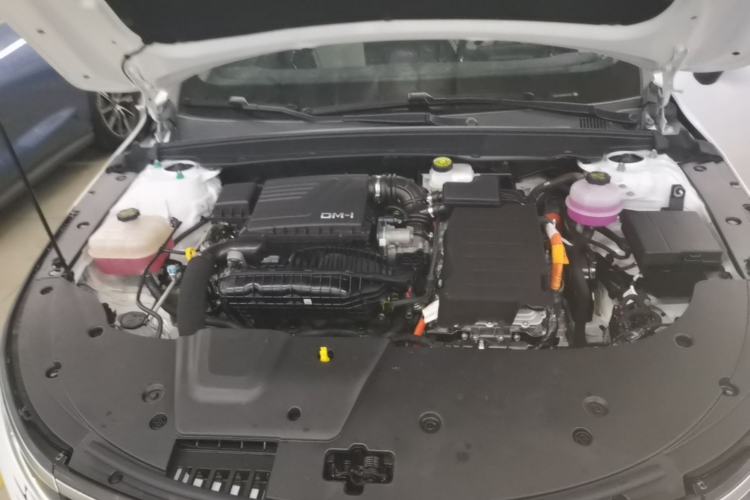 Used BYD Destroyer 05 2024 HONOR Edition DM-i 55KM Luxury Model Engine Bay