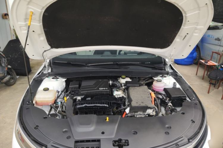 Used BYD Destroyer 05 2024 HONOR Edition DM-i 55KM Luxury Model Engine Bay