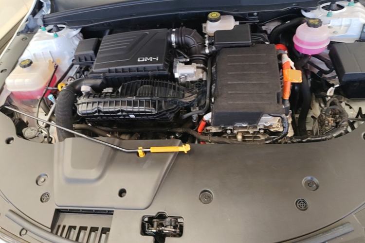 Used BYD Destroyer 05 2024 HONOR Edition DM-i 55KM Luxury Model Engine Bay