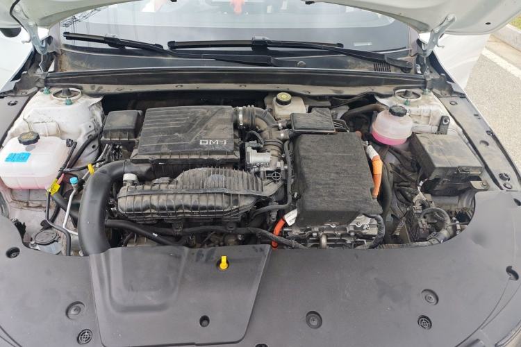 Used BYD Destroyer 05 2024 HONOR Edition DM-i 55KM Luxury Model Engine Bay