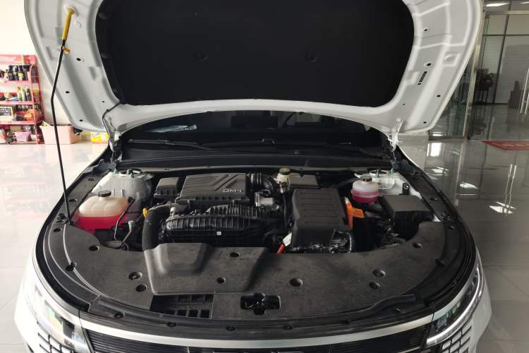 Used BYD Destroyer 05 2024 HONOR Edition DM-i 55KM Luxury Model Engine Bay