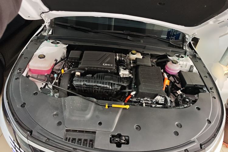 Used BYD Destroyer 05 2024 HONOR Edition DM-i 55KM Luxury Model Engine Bay