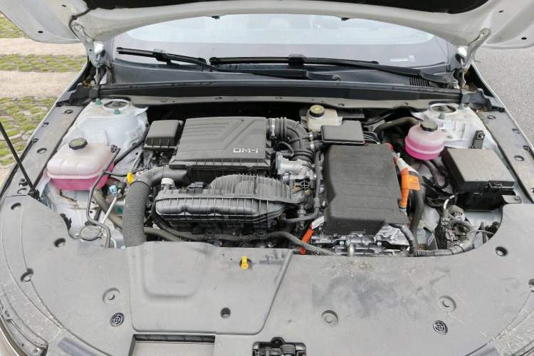 Used BYD Destroyer 05 2024 HONOR Edition DM-i 55KM Luxury Model Engine Bay