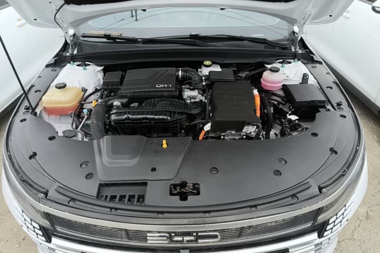 Used BYD Destroyer 05 2024 HONOR Edition DM-i 55KM Luxury Model Engine Bay