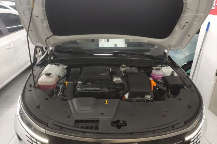 Used BYD Destroyer 05 2024 HONOR Edition DM-i 55KM Luxury Model Engine Bay