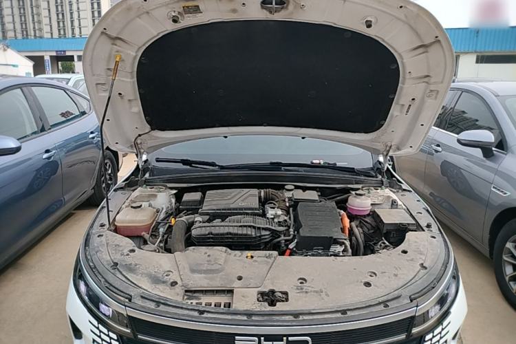 Used BYD Destroyer 05 2024 HONOR Edition DM-i 55KM Luxury Model Engine Bay