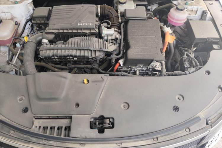 Used BYD Destroyer 05 2024 HONOR Edition DM-i 55KM Luxury Model Engine Bay