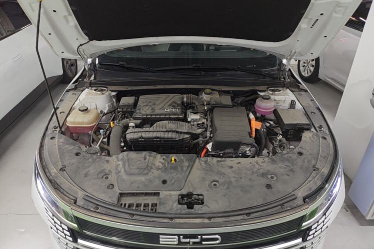 Used BYD Destroyer 05 2024 HONOR Edition DM-i 55KM Luxury Model Engine Bay